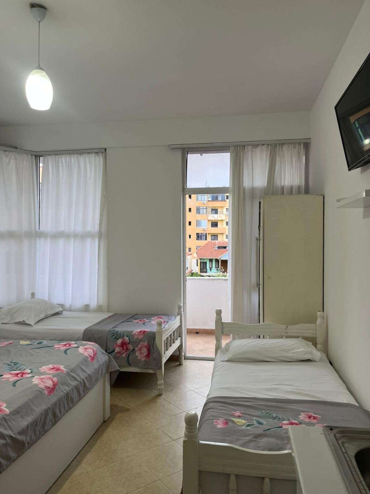 Elio'S Room Durrës 外观 照片